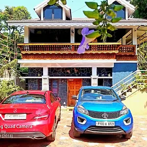 Dean Dale Homestay Thekkady